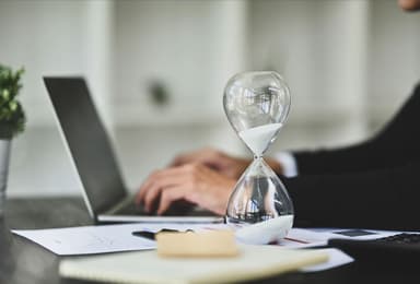 بازنگری دستهها و عناوین شغلی و محتوای آزمونهای مربوط در آزمون سال ۱۴۰۴